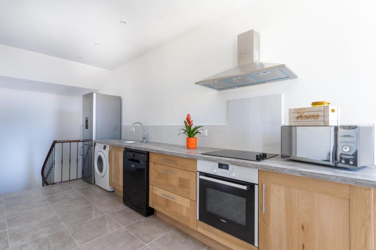Outstanding Ac 2 Bedroom With Terrace Close To Beaches - Dodo Et Tartine Каркеранн Екстер'єр фото