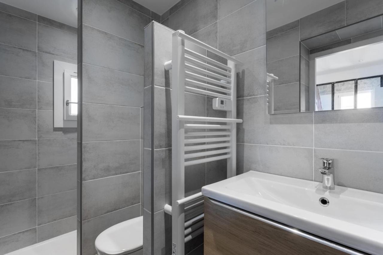 Outstanding Ac 2 Bedroom With Terrace Close To Beaches - Dodo Et Tartine Каркеранн Екстер'єр фото